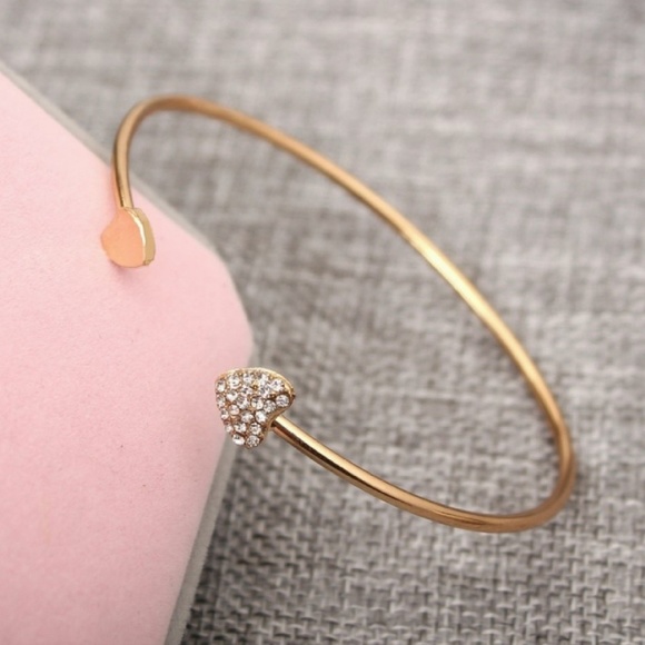 Double Heart Cuff - Picture 3 of 4